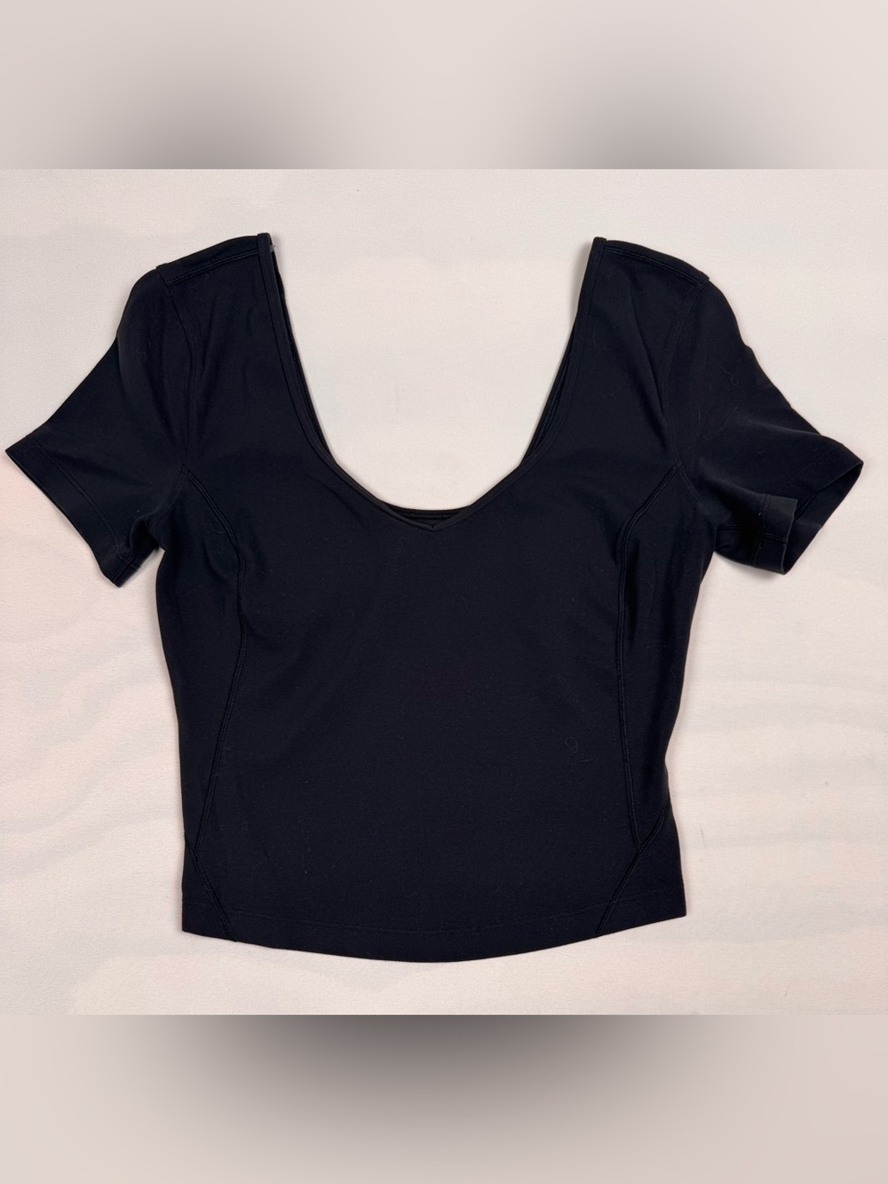 Lululemon Align Tee Nulu Slim Fit Cropped Length Black Women’s 4 Retail $68